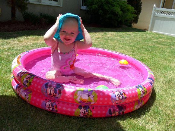 Maddie in Pool - 1o