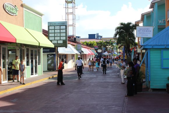 Antigua Shops