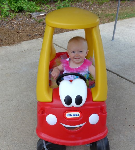 5a1j - Maddie in Her Car