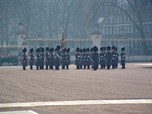 changing_of_the_guard8